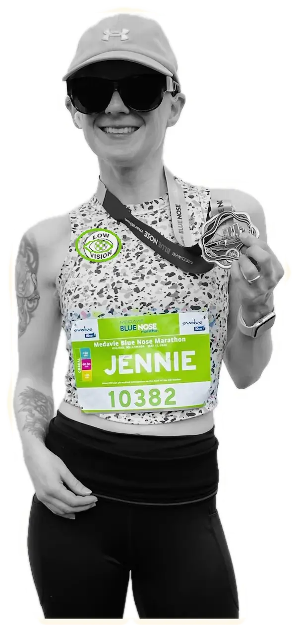 Jennie Bovard holding her Blue Nose medal